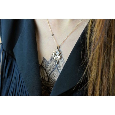 Collier porte-bonheur trèfle de coeurs oxyde de zirconium Plaqué OR 750 3 microns