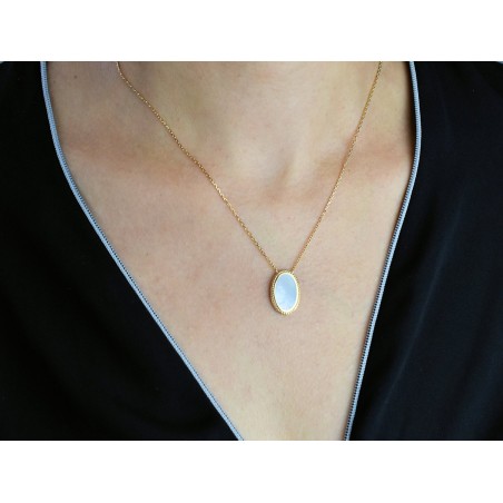 Collier médaillon de nacre pierre naturelle Plaqué OR 750 3 microns