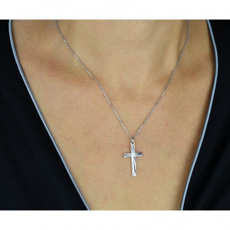 Collier croix ciselée Argent 925 Rhodié