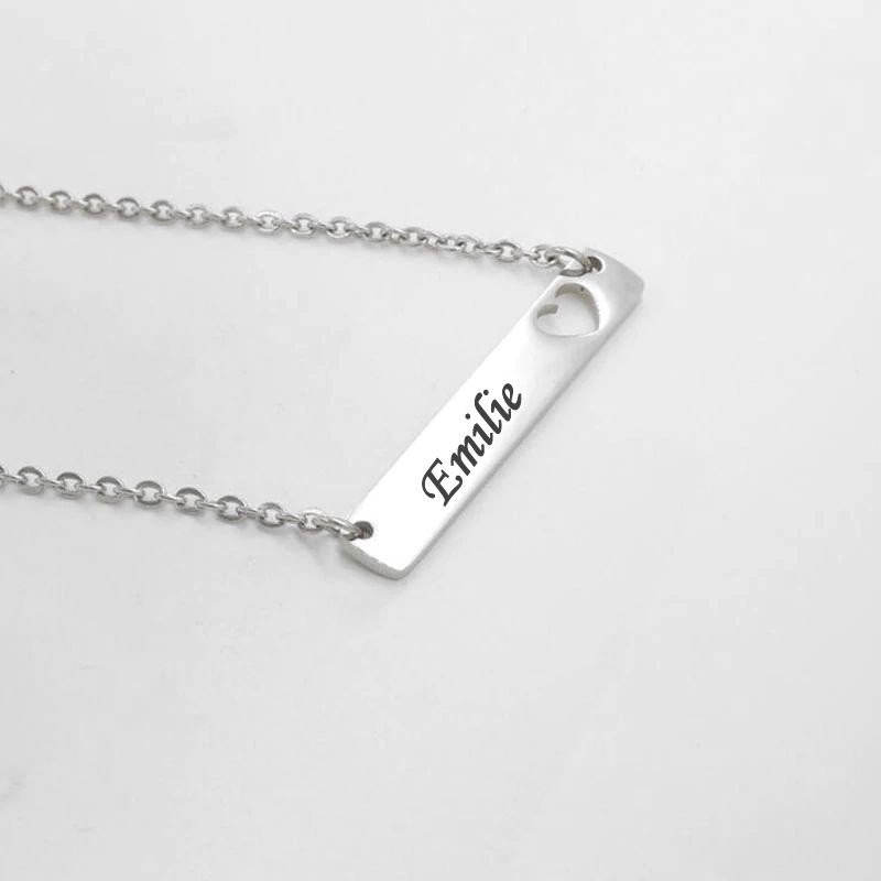 Collier coeur plaque ajourée gravure personnalisée prénom acier inoxydable poli