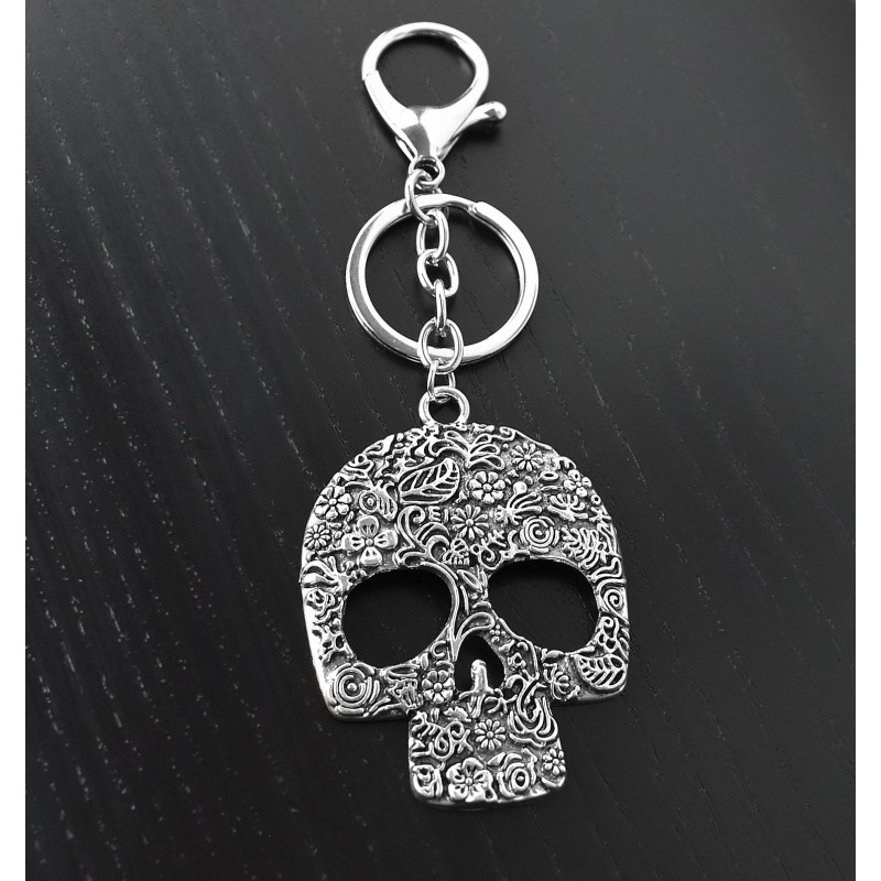 Porte-clés tête de mort cavalera crâne fleuri bijou de sac avec mousqueton et anneau argenté