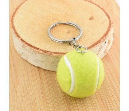 Porte-clés balle de tennis couleur vert et blanc argenté Porte-clés balle de tennis couleur vert et blanc argenté