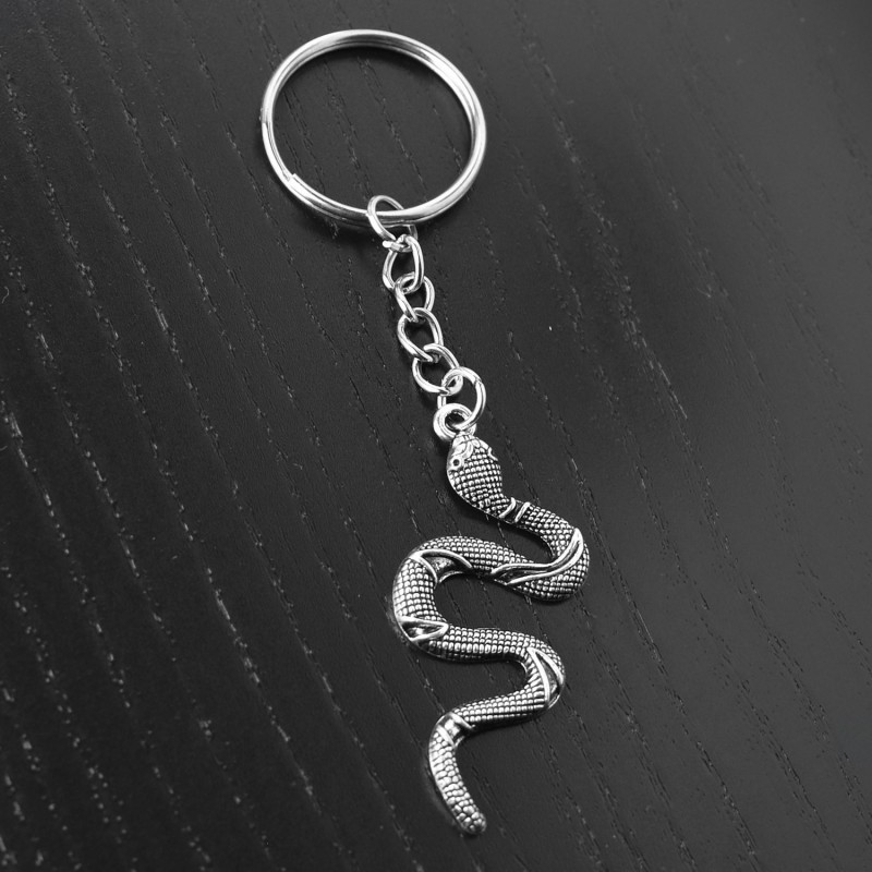 Porte-clés serpent argenté