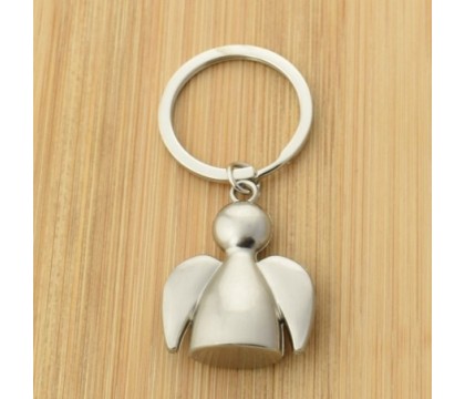 Porte-clés ange argenté avec des ailes