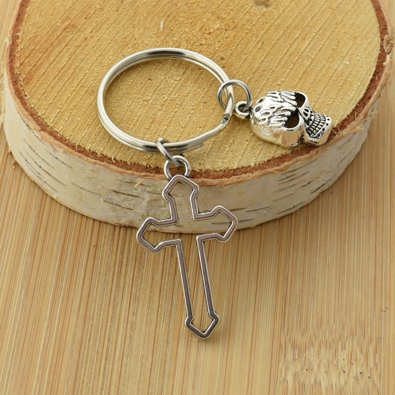 Porte-clés croix tête de mort argenté