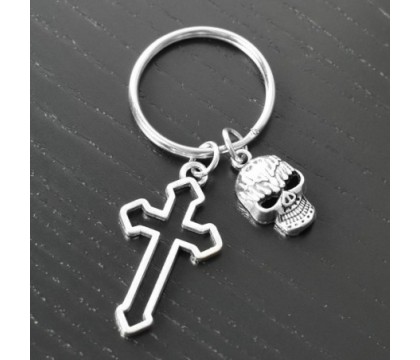 Porte-clés croix tête de mort argenté