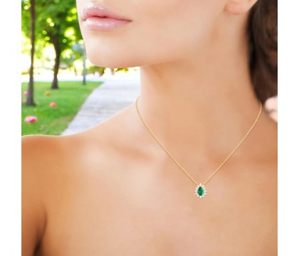 Collier goutte d'oxyde de zirconium vert style fleur Plaqué OR 750 3 microns