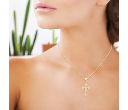 Collier croix tréflée oxydes de zirconium Plaqué OR 750 3 microns Collier croix tréflée oxydes de zirconium Plaqué OR 750 3 microns