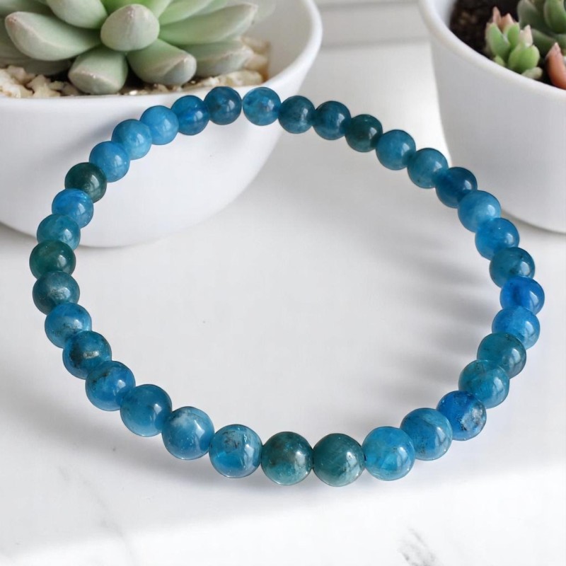 Bracelet en Apatite Bleue Éveillez Votre Créativité et Protégez Votre Énergie Bracelet en Apatite Bleue Éveillez Votre Créativité et Protégez Votre Énergie
