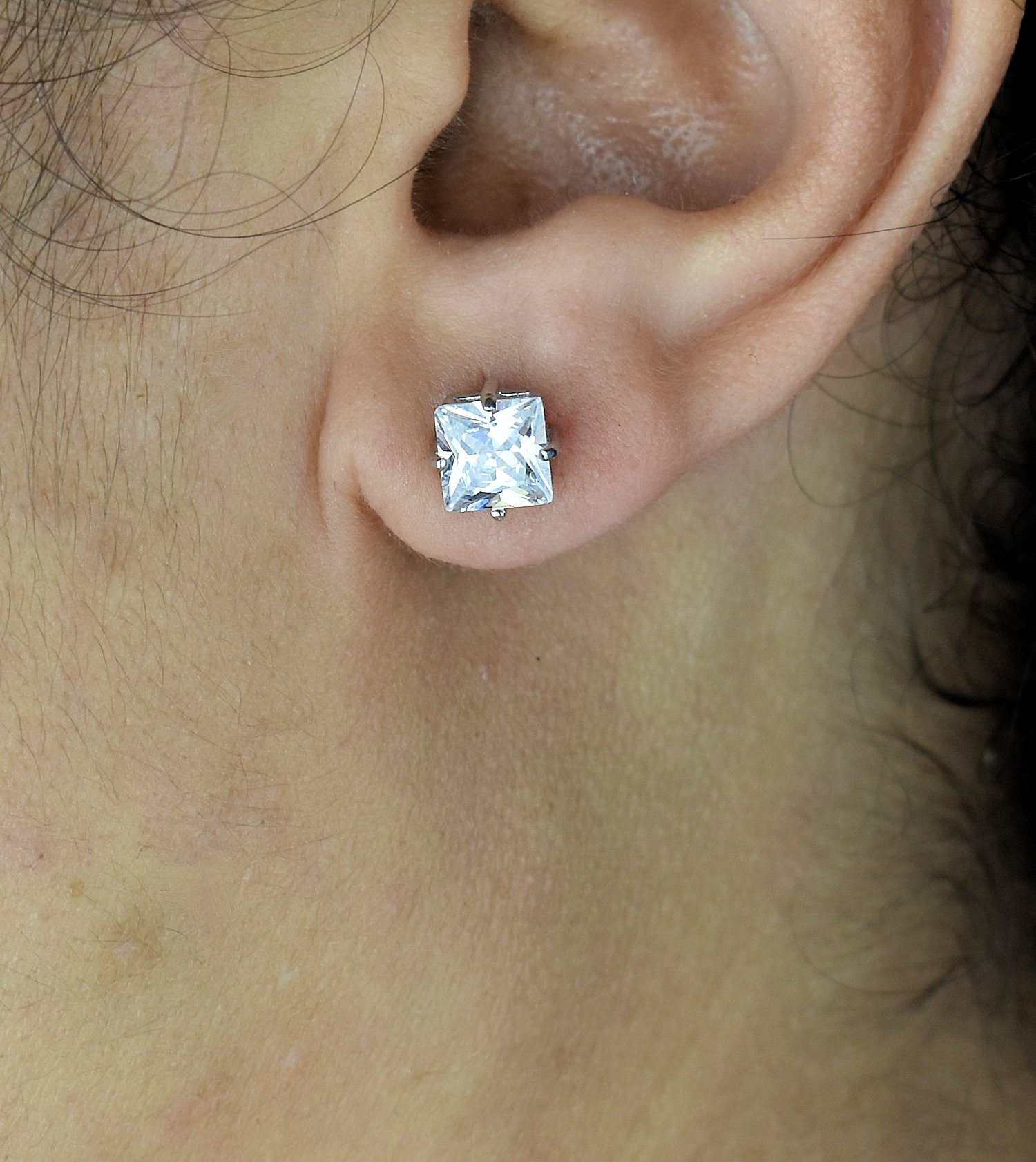 Boucles d'oreilles carré oxyde zirconium argent 925 : géométrie moderne scintillante