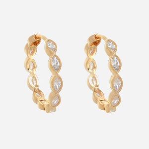 Boucles d'oreilles créole oxyde zirconium ovale plaqué or 750 élégance scintillante sophistiquée