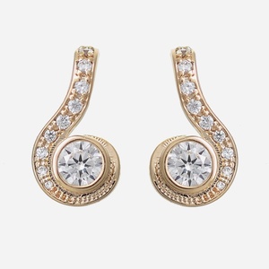 Boucles d'oreilles spirale oxyde zirconium rond plaqué or 750 design hypnotique scintillant