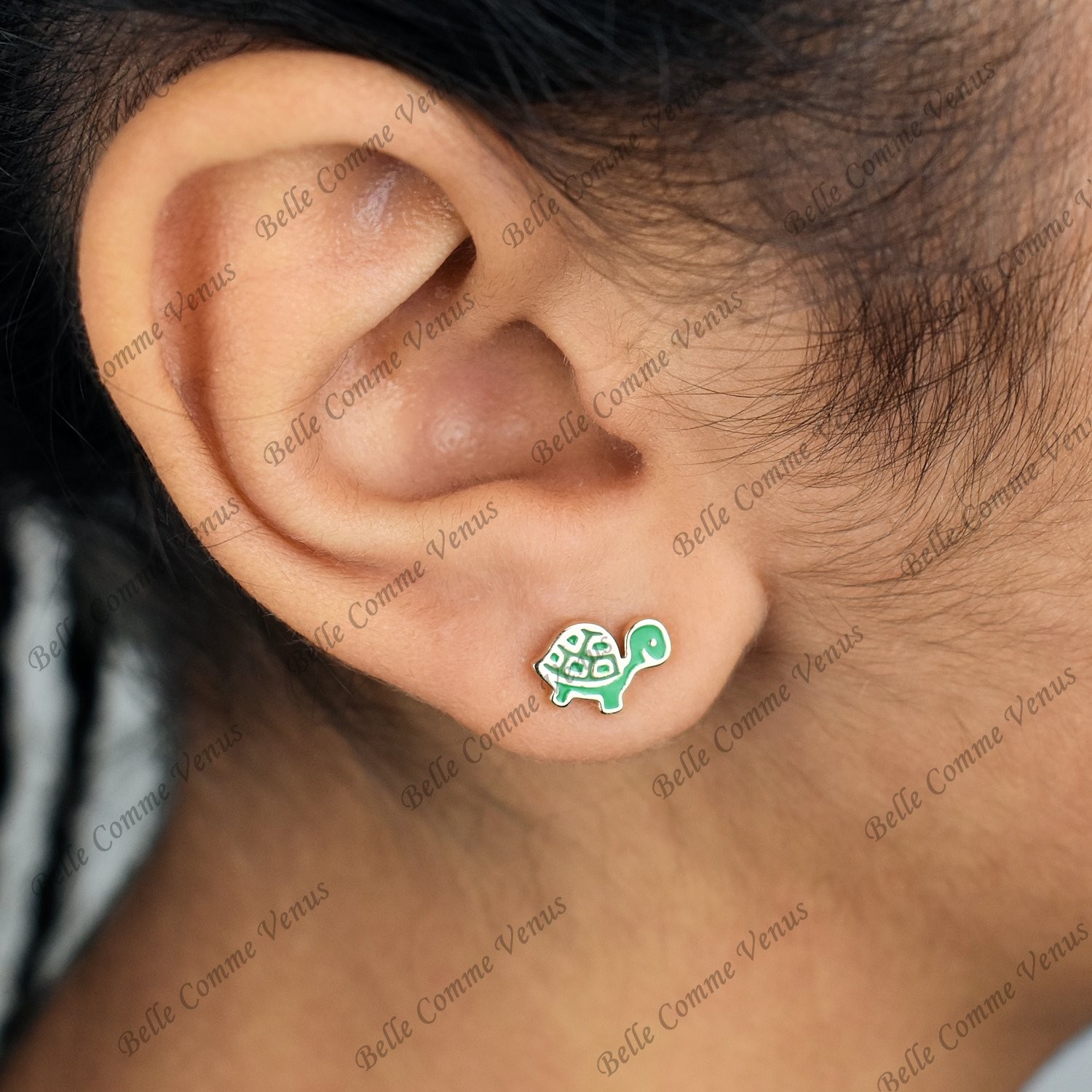 Boucles oreilles tortue plaqué or 750 portées - Rendu émail vert vie marine nature