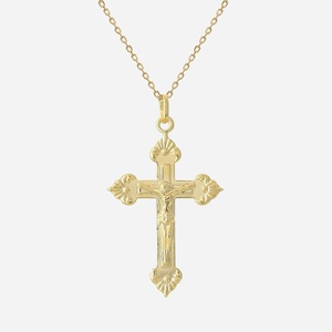 Collier croix crucifix Christ plaqué or 750 3 microns spirituel"