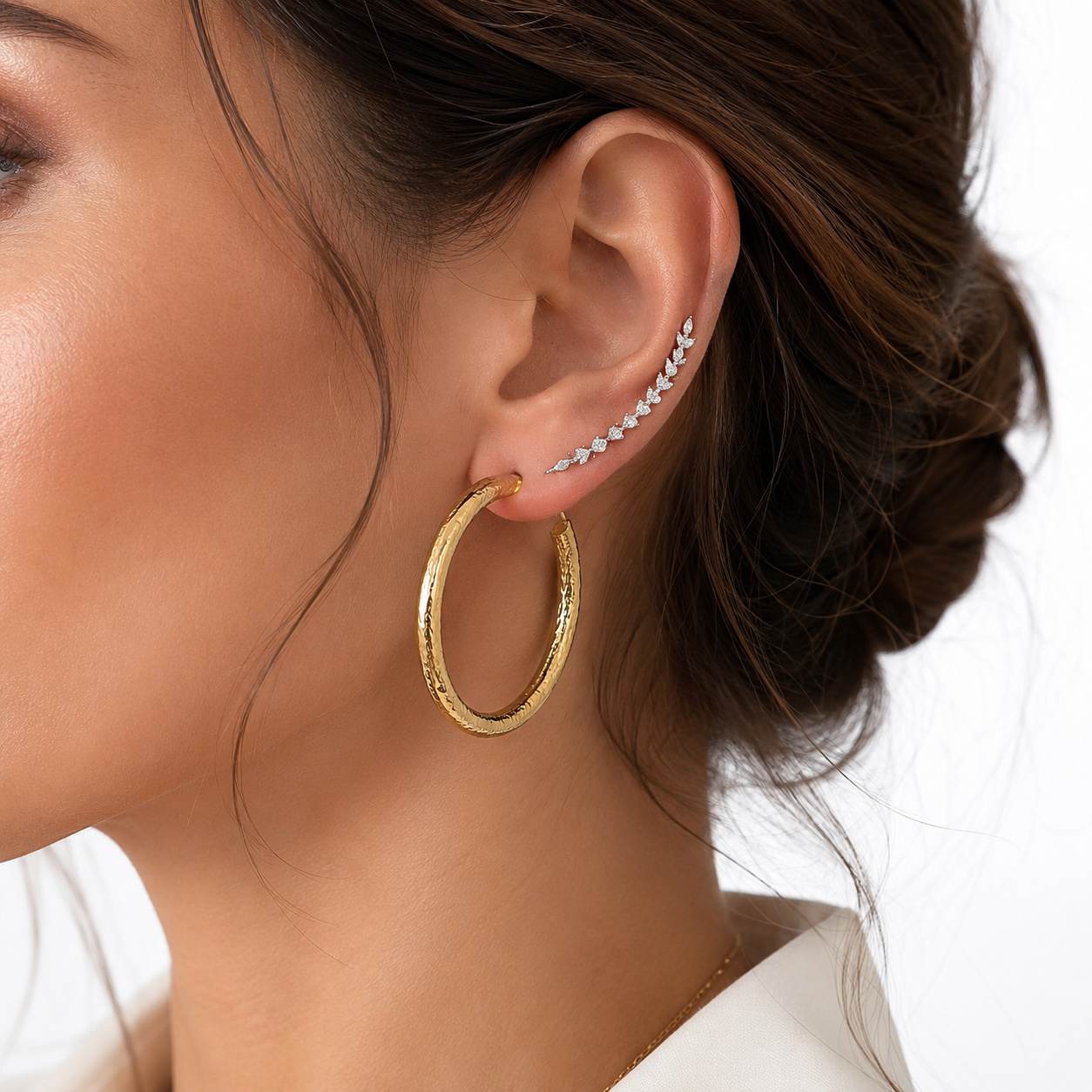Créoles et ear crawlers tendance bijoux femme 2026 - Belle Comme Venus