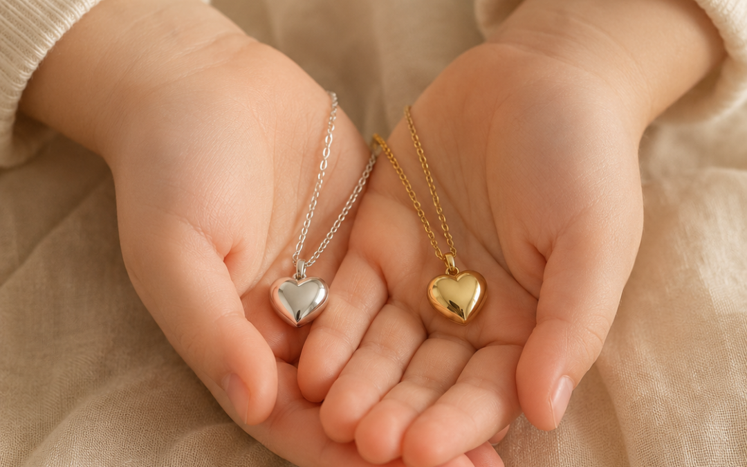 Comment entretenir les bijoux de vos enfants : 5 gestes essentiels